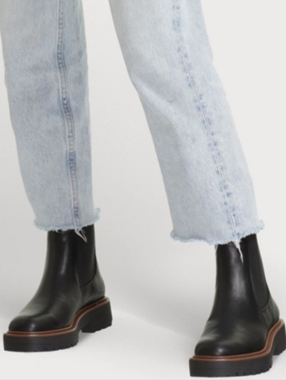 Sam Edelman Laguna Chelsea Leather Boots Size 8.5 - Picture 3 of 9